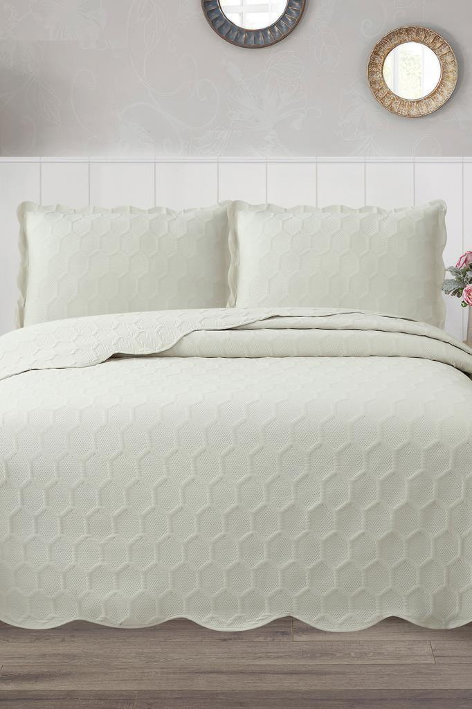Cenevre Elyaf Dolgulu Çift Kişilik 240x260 Cm Yatak Örtüsü Krem - 1
