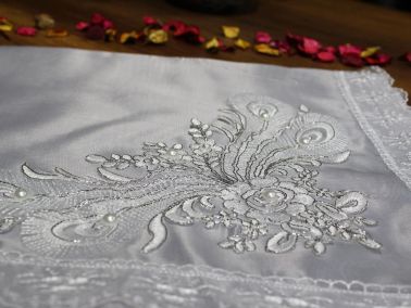 Çeyiz Diyarı Fransız Güpürlü Karanfil Saten Bohça Silver - 3