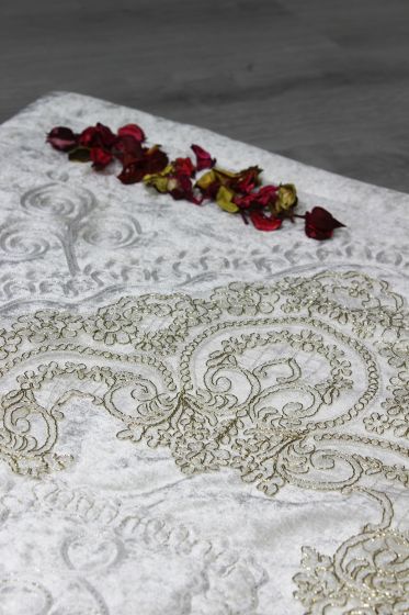 Çeyiz Diyarı Fransız Güpürlü Lisa Kadife Seccade Krem Gold - Çeyiz Diyarı (1)
