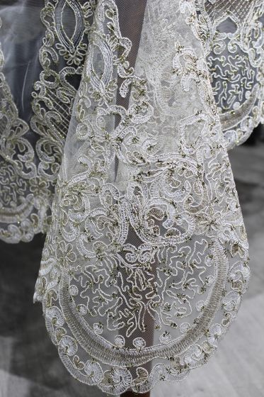 Çeyiz Diyarı Saray Tek Masa Örtüsü 160x230 Cm Krem Gold - Çeyiz Diyarı (1)