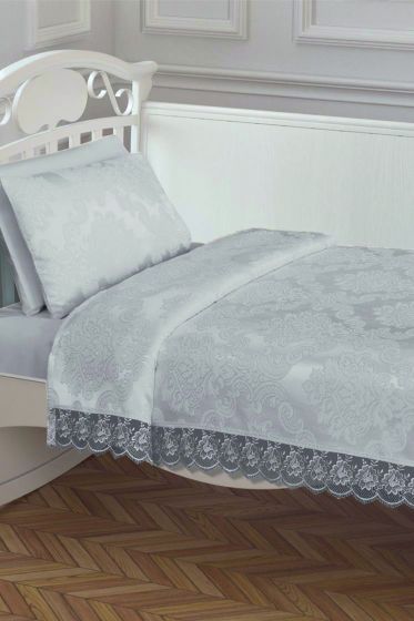 Çeyizdiyarı Fransız Güpürlü Bebek Pike Takımı Krem - Çeyiz Diyarı