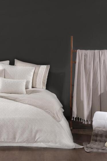 Clara Lüks Comforter 13 Parça Çeyiz Seti Ekru - Çeyiz Diyarı