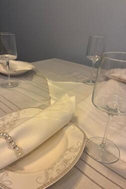 Colber 26 Parça Masa Örtüsü Takımı Krem - 7