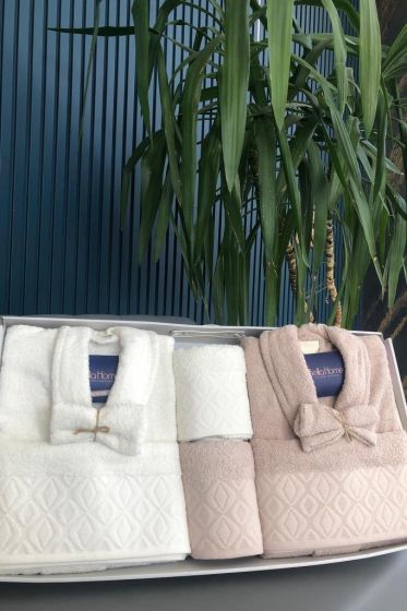Diamond Jakarlı 10 Parça Aile Bornoz Takımı Krem Kahve - Çeyiz Diyarı
