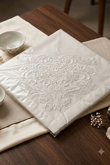 Dilan Saten Lüks Nişan Bohçası 90x90 cm Krem - Çeyiz Diyarı