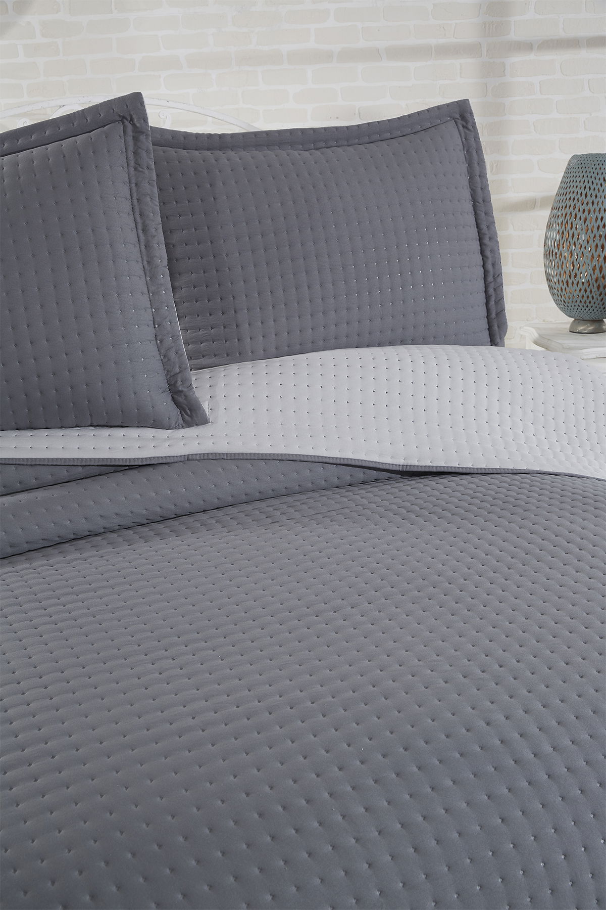 Elisa Dolgulu Çift Taraflı Çift Kişilik 240x260 Cm Yatak Örtüsü Antrasit - 2