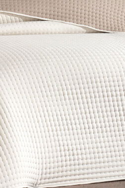 Elisa Dolgulu Çift Taraflı Çift Kişilik 240x260 Cm Yatak Örtüsü Krem - 4