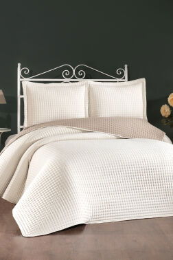 Elisa Dolgulu Çift Taraflı Çift Kişilik 240x260 Cm Yatak Örtüsü Krem - 1