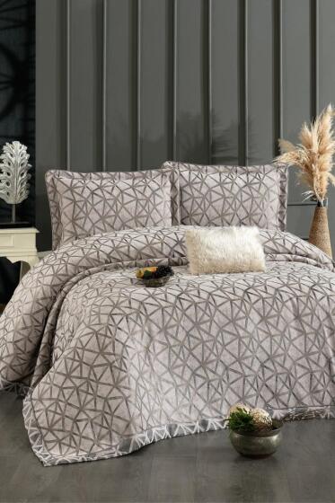 Eliz Şönil Çift Kişilik Yatak Örtüsü 260x260 cm Vizon - Çeyiz Diyarı