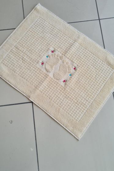 Güldestan Nakışlı Ayak Havlusu Krem - Çeyiz Diyarı
