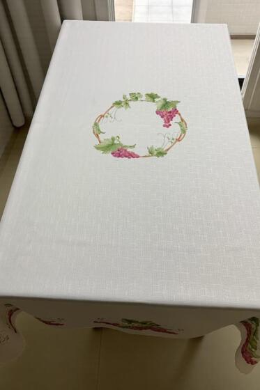Gülistan Dertsiz Masa Örtüsü 150x150 cm - Çeyiz Diyarı (1)