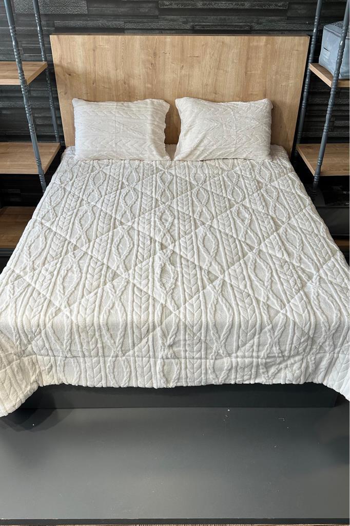 Ivy Çift Kişilik 220x240 cm Yatak Örtüsü Krem - 1