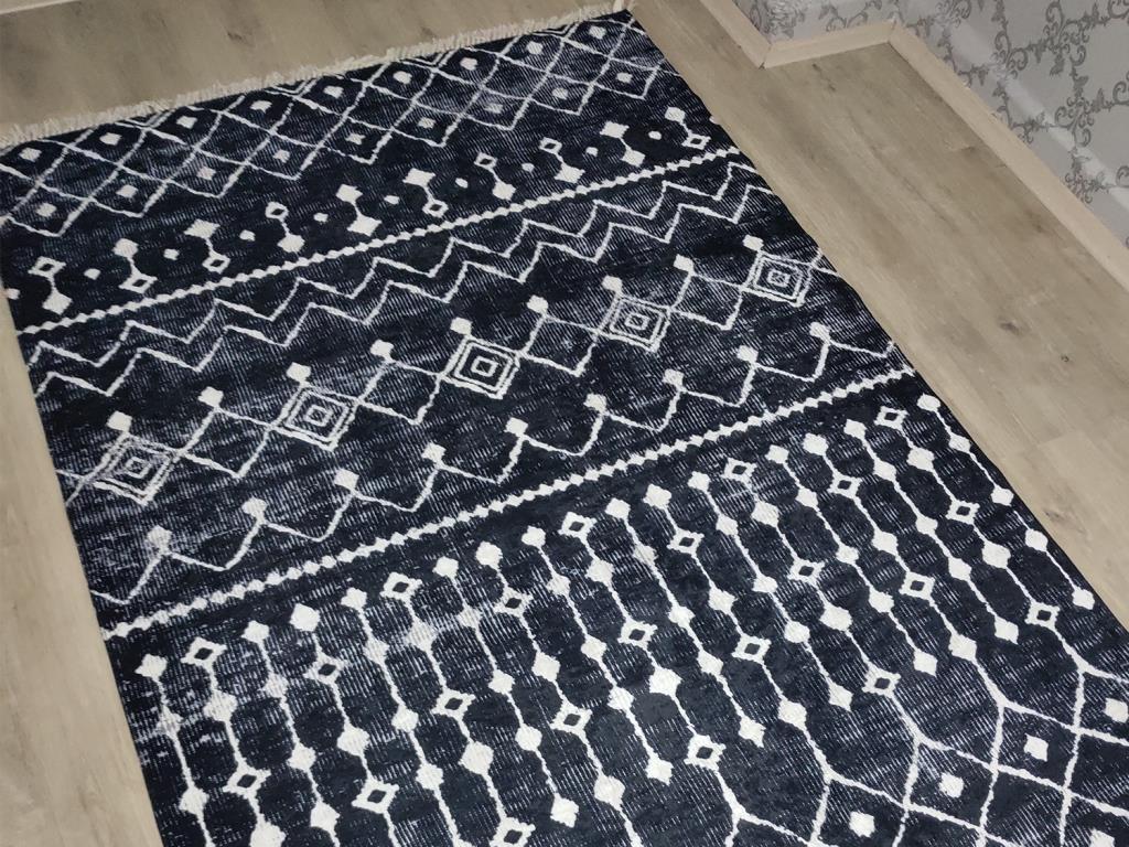 Latex Kaymaz Taban Dijital Baskı Kadife Halı Emma Siyah-Beyaz 80x300 cm - 1