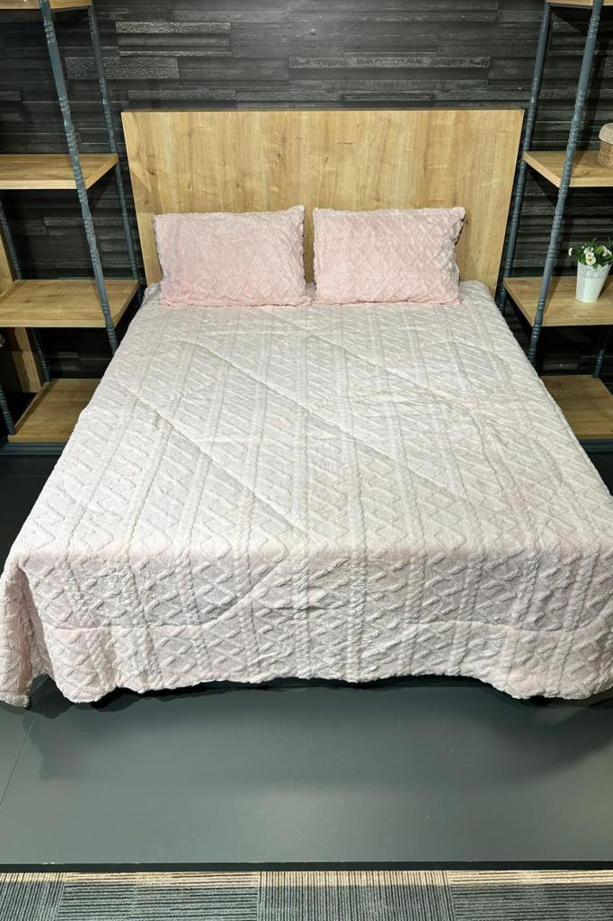 Leila Çift Kişilik Pelüş Yatak Örtüsü 220x240 cm Pudra - 1