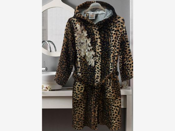 Leopar Desenli Kapşonlu Bayan Bornozu - Çeyiz Diyarı