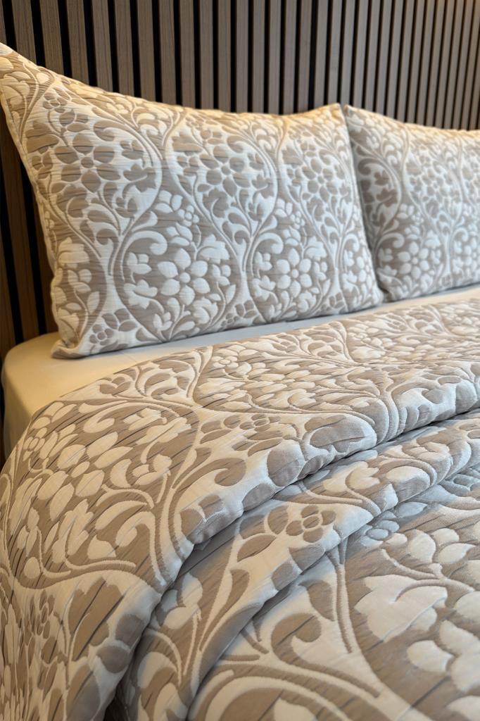 Liva 3 Parça Çift Kişilik Yatak Örtüsü 235x245 cm Bej - 3