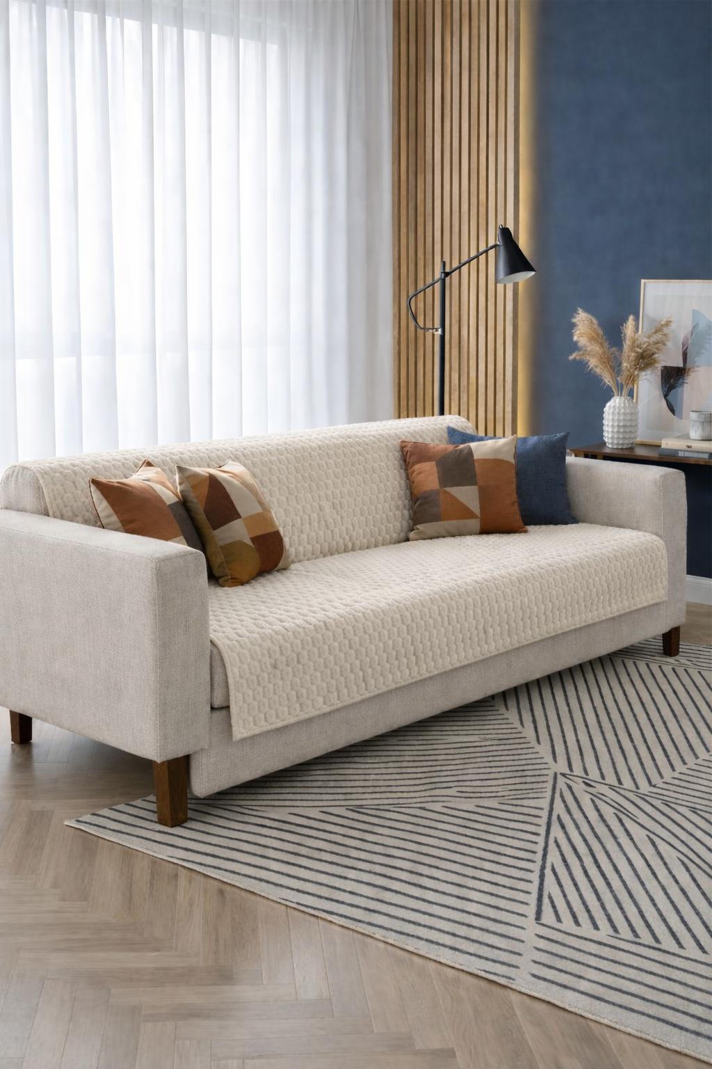 Liva Pelüş Kaymaz Tabanlı Koltuk Örtüsü 170x215 Cm Krem - 1