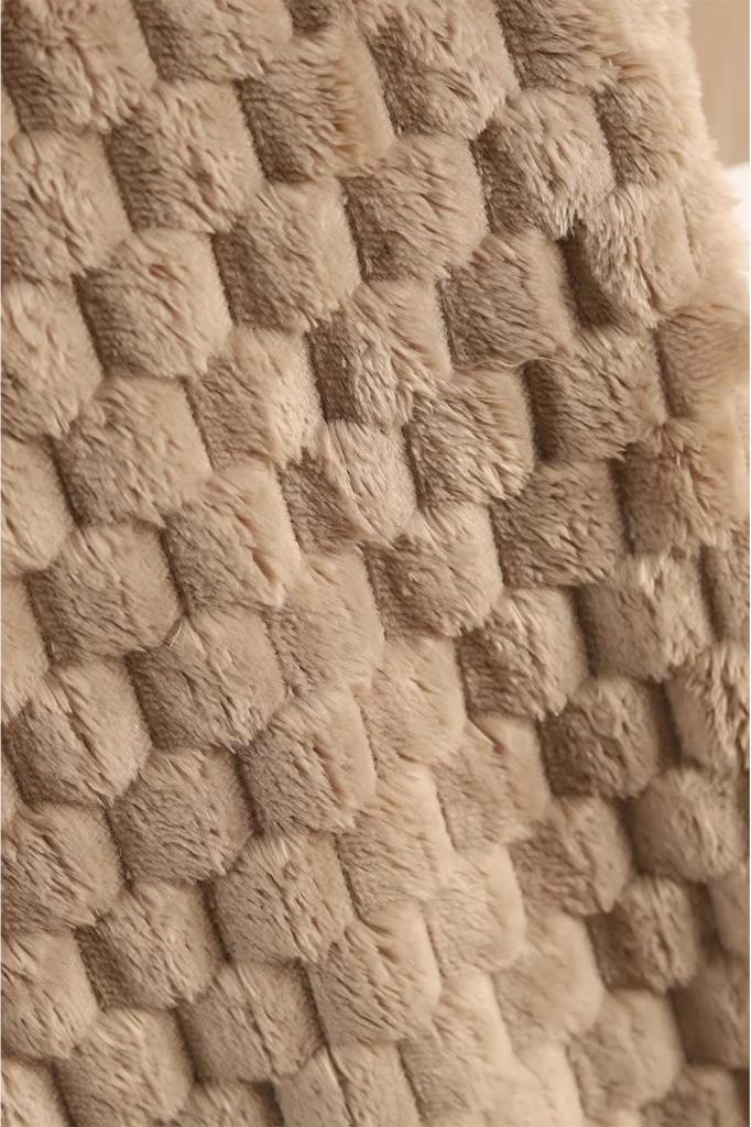 Mira Pelüş Koltuk Örtüsü 180x220 Cm Kahve - 2