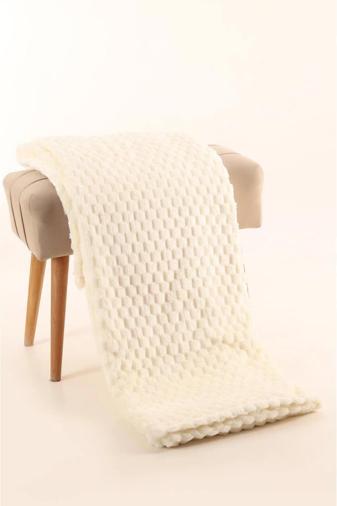 Mira Pelüş Koltuk Örtüsü 180x220 Cm Krem - 1