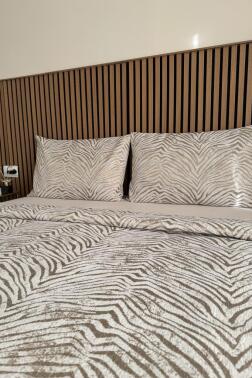 Moire 3 Parça Çift Kişilik Yatak Örtüsü 235x245 cm - 4