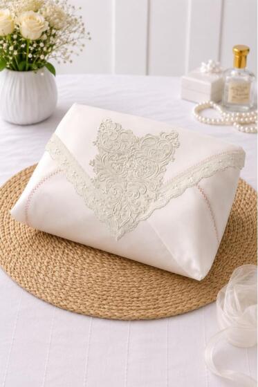 Müjde Saten Lüks Nişan Bohçası 90x90 cm Krem - Çeyiz Diyarı