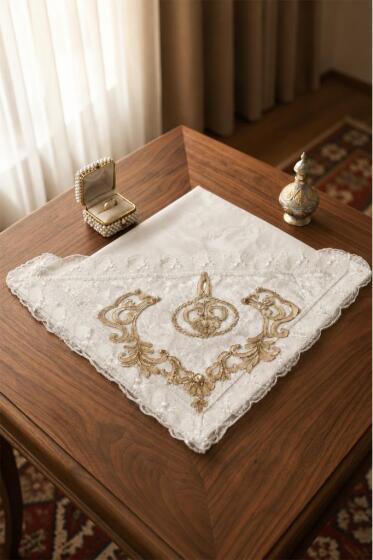 Nesibe Köşe Güpürlü Kadife Bohça 100x100 cm Krem - Cappucino - Çeyiz Diyarı