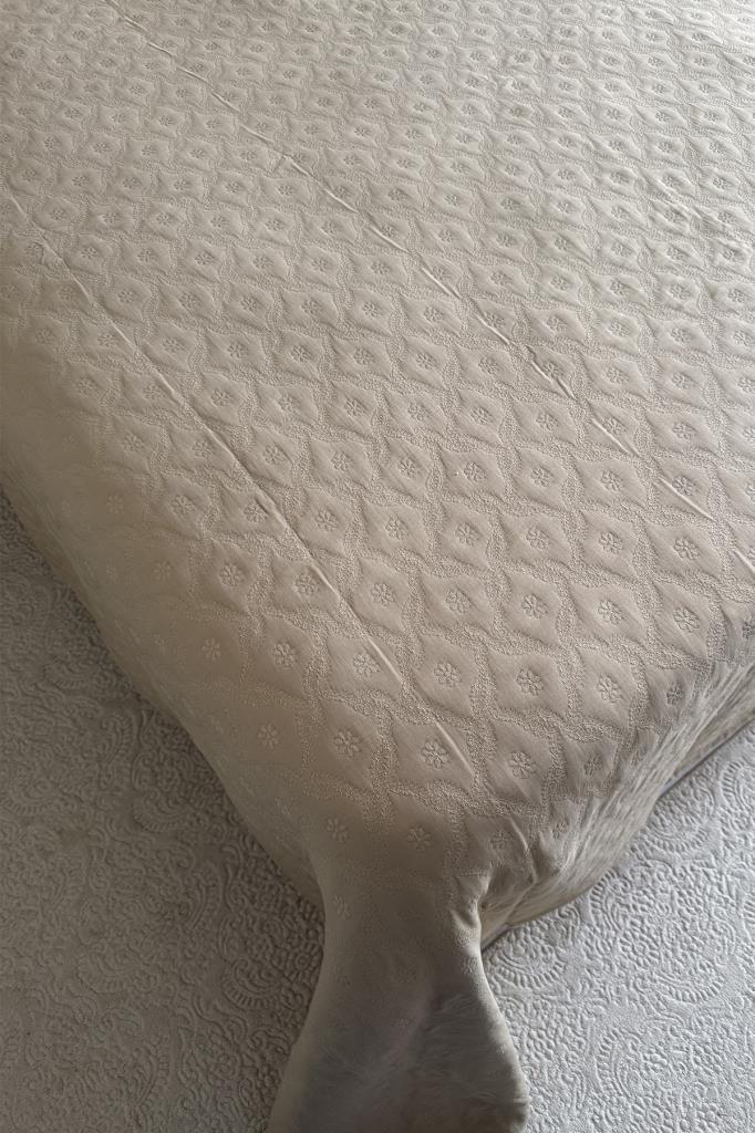 Powderlove 3 Parça Çift Kişilik Yatak Örtüsü 235x250 cm Bej - 2