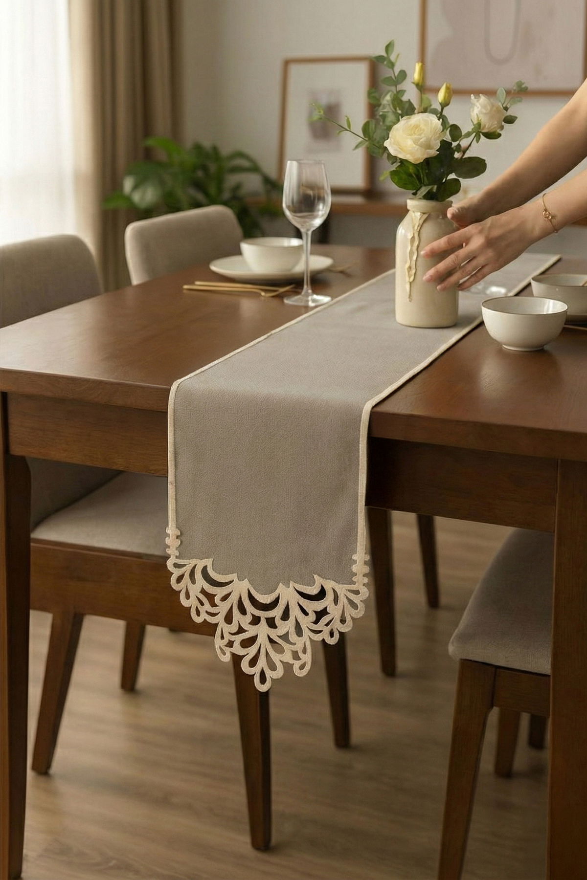 Queen Keten Aplikeli Runner 40x120 cm - 2