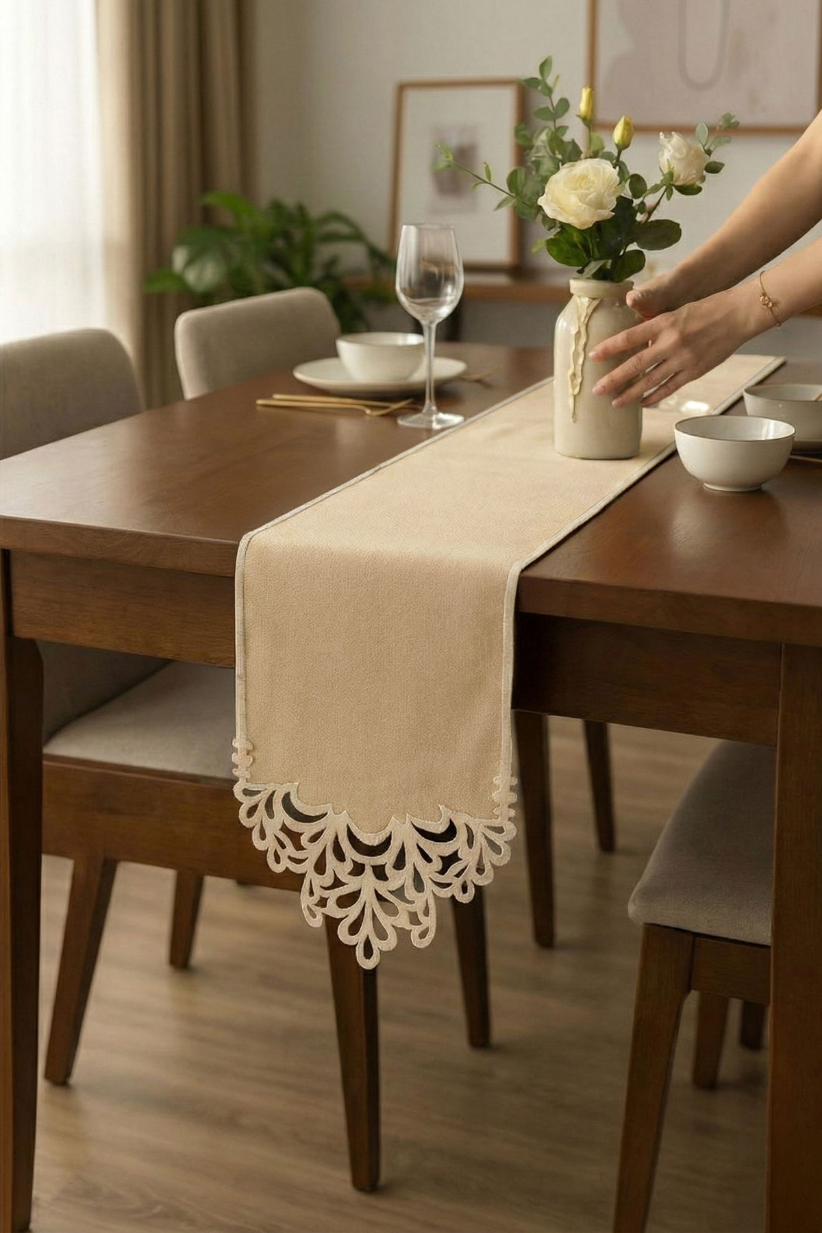 Queen Keten Aplikeli Runner 40x120 cm - 3