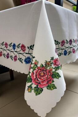 Rengül Dertsiz Masa Örtüsü 150x220 cm - 4