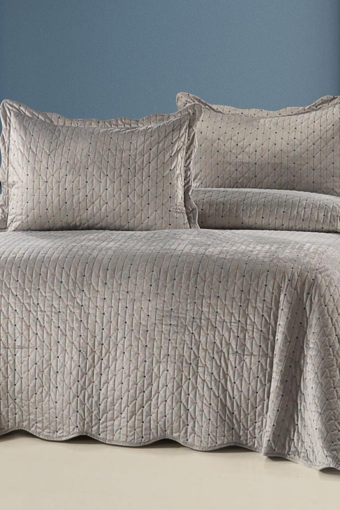 Serelina Lüks Nakışlı Kadife Çift Kişilik Yatak Örtüsü Gri - 1