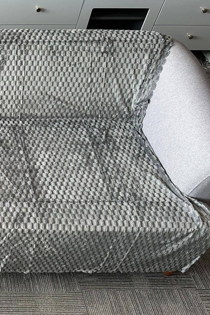 Sofa Cover Pelüş Kaymaz Tabanlı Koltuk Örtüsü 170x215 Cm Antrasit - 1