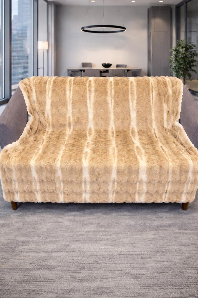 Su Yolu Tavşan Tüyü Kaymaz Tabanlı Koltuk Örtüsü 170x215 Cm Kahve - 1