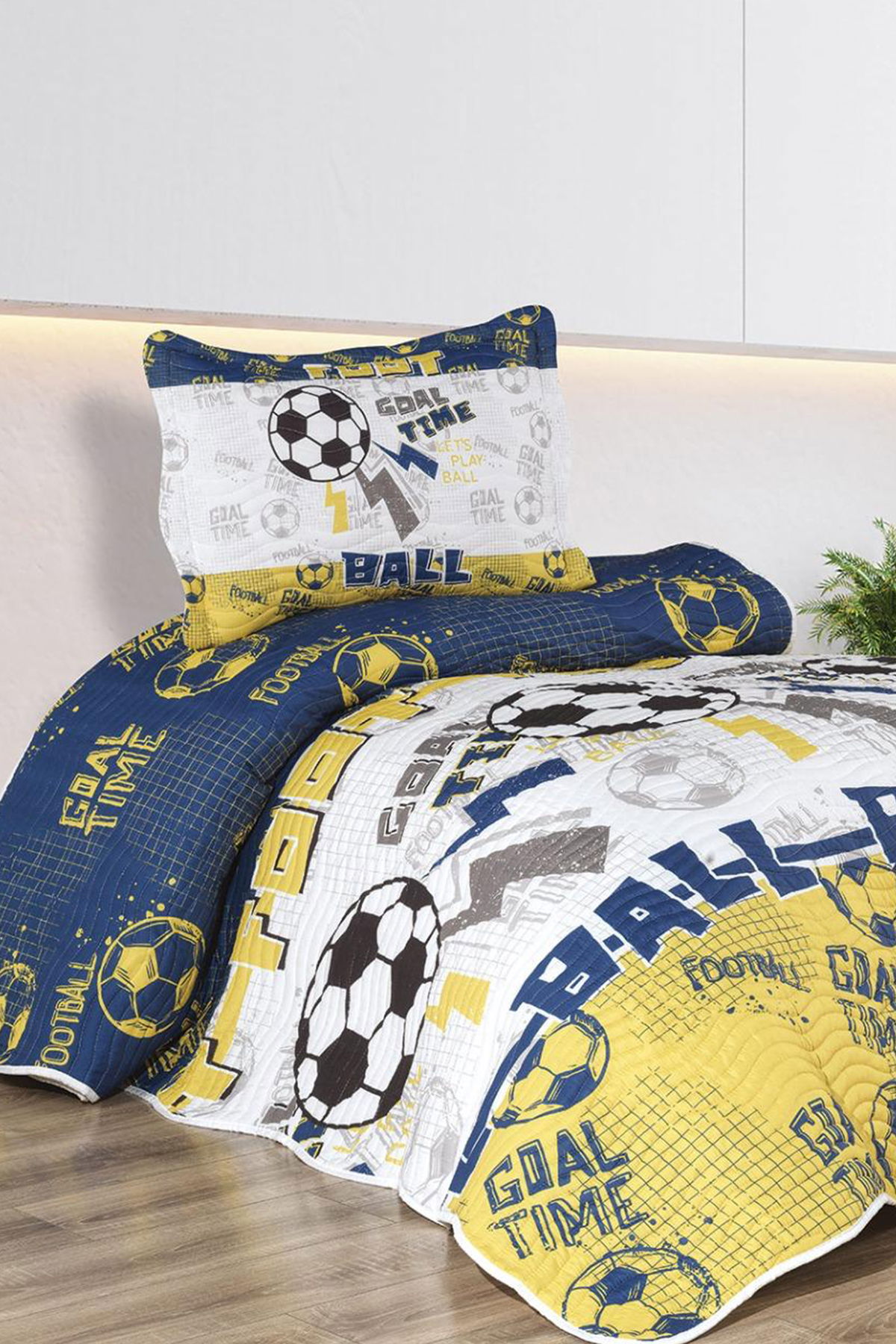 Taraftar Baskılı Tek Kişilik Yatak Örtüsü Sarı Lacivert - 1