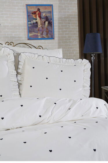 Valentine Love Nakışlı 6 Parça Nevresim Takımı Lacivert - Çeyiz Diyarı (1)