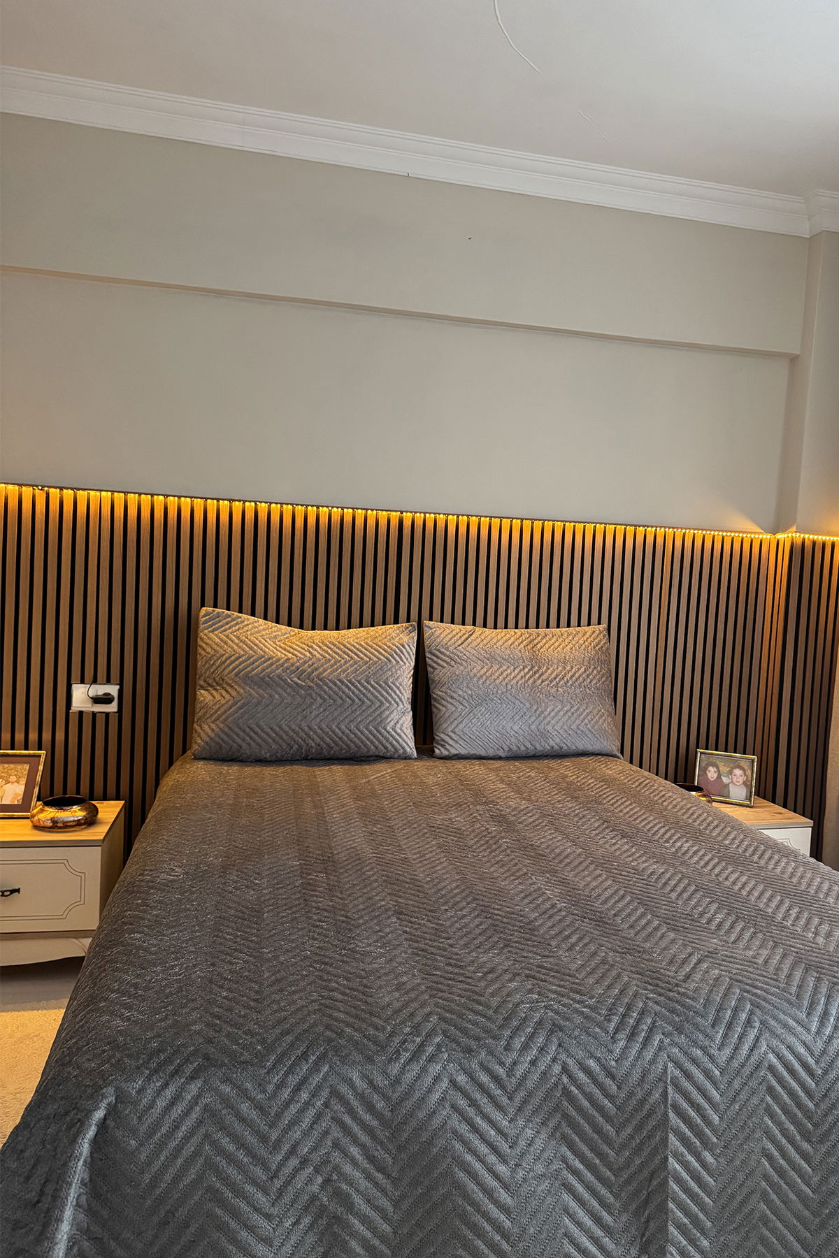 Velica Çift Kişilik Kadife Yatak Örtüsü Antrasit - 5