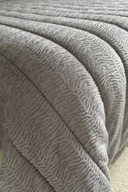 Velmira Jakarlı Kadife Elyaf Dolgulu Yatak Örtüsü 240x240 cm Gri - 2