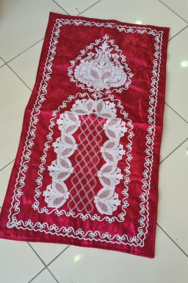 Verna Süzene İşlemeli Kadife Seccade Kırmızı - Çeyiz Diyarı