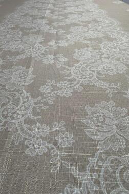 Zaraf Dertsiz Masa Örtüsü 150x150 cm Kahve - 3