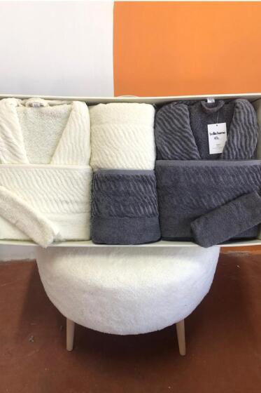 Zebra 8 Parça Aile Bornoz Takımı Krem - Antrasit - Çeyiz Diyarı