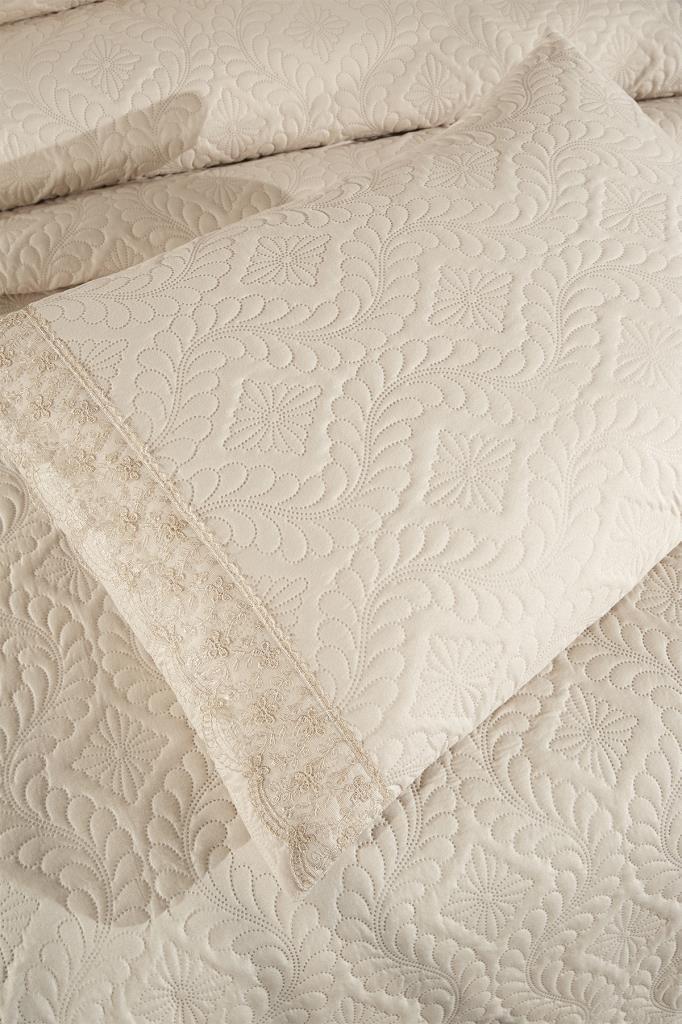 Zoya Dantelli Kapitoneli Ultrasonik Çift Kişilik Yatak Örtüsü Bej - 7